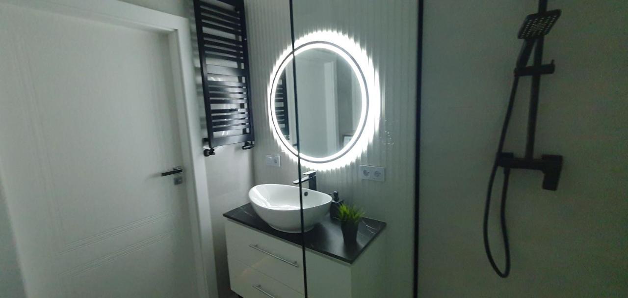 Apartamento Better Place Modern Port Praski Varsovia Exterior foto